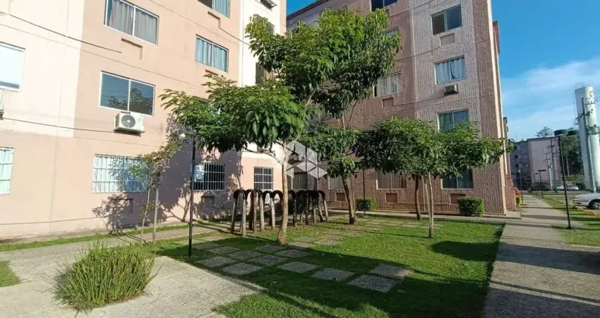 Apartamento térreo à venda de 2 dormitórios, 1 vaga, no bairro Jardim Leopoldina.