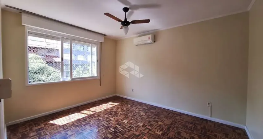 3 dormitorios na melhor localização do petropolis, uma vaga coberta.