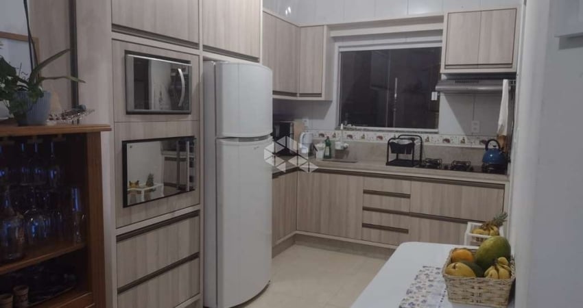 Sobrado com 2 quartos/dormitórios no bairro são sebastião, em palhoça- sc