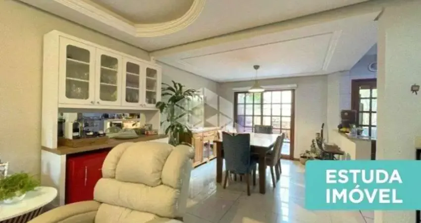 Casa de Condomínio com 3 Quartos e 3 banheiros à Venda, 140 m²