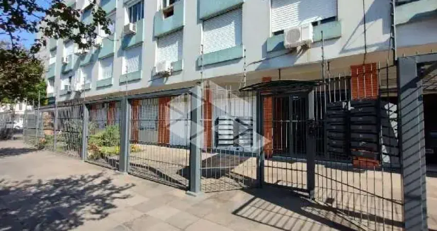 Apartamento, 67m², 2 dormitórios ,1 vaga, dependência completa, Menino Deus