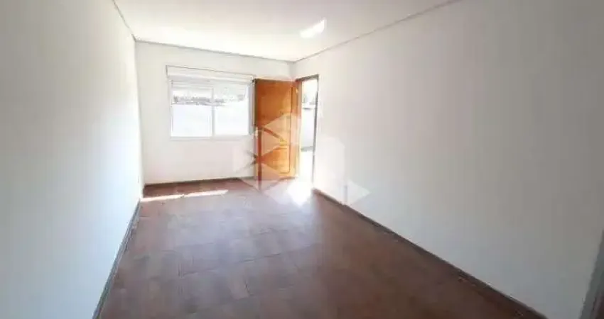 Casa à venda, com 2 quartos/dormitórios, 1 vaga/box, no bairro Ponta Grossa, Zona Sul de POA/RS