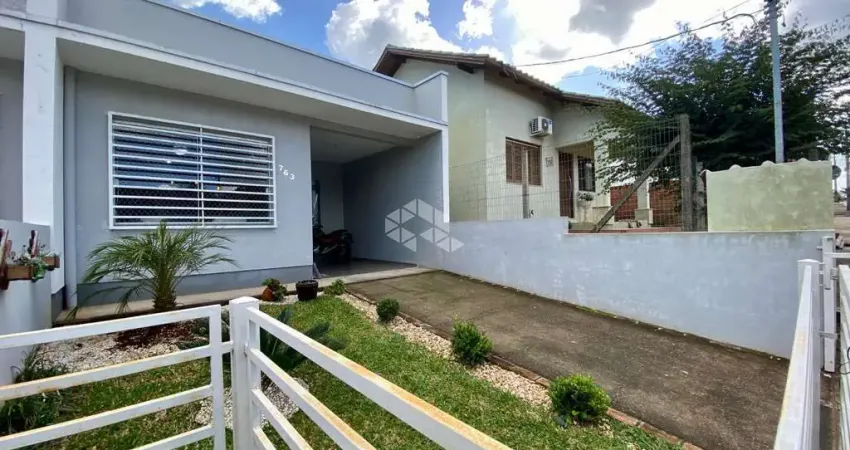 Casa com 2 quartos à venda na Walter David, 763, João Alves, Santa Cruz do Sul