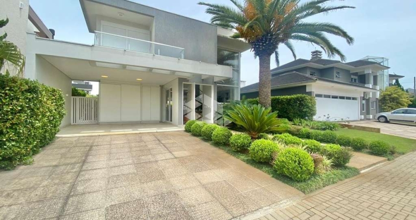 Casa com 4 quartos  no condomínio  Velas da Marina,Capão da Canoa/RS.