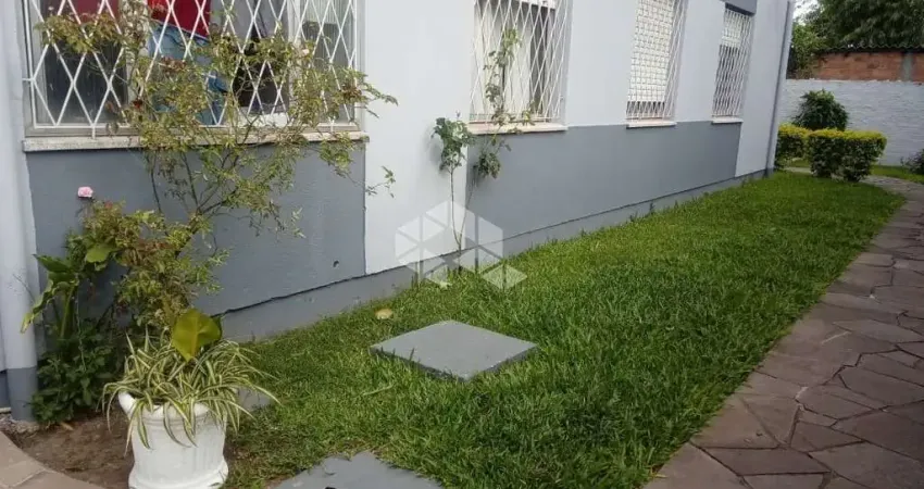 Apartamento  03 dormitórios,01 vaga Bairro Cristal