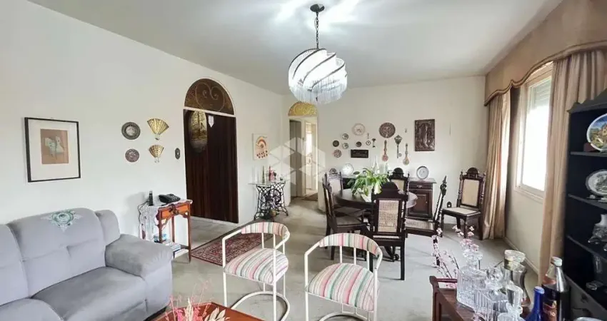 Apartamento 115,39m² privativos com 03 quartos, dependência e duas vagas no bairro rio branco.