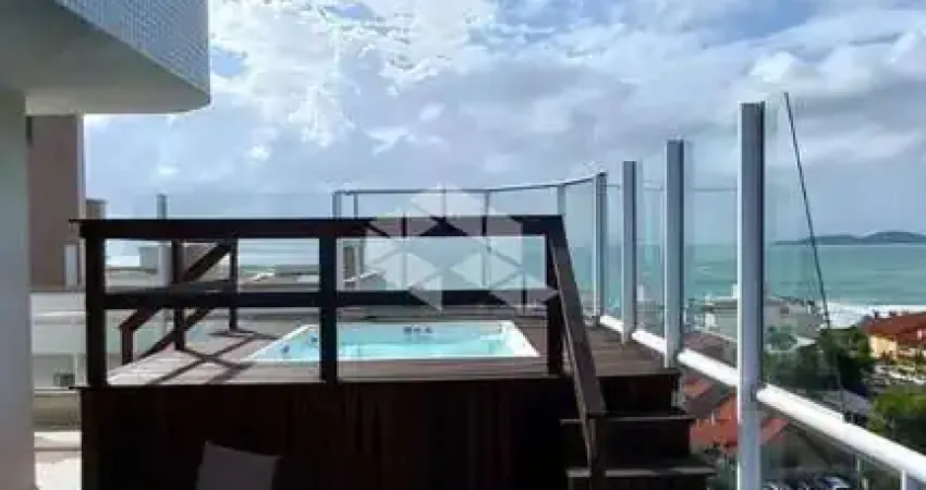 Apartamento duplex com quatro quartos em quatro ilhas bombinhas sc