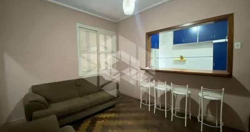 Apartamento de 3 dormitórios no bairro Floresta em Porto Alegre