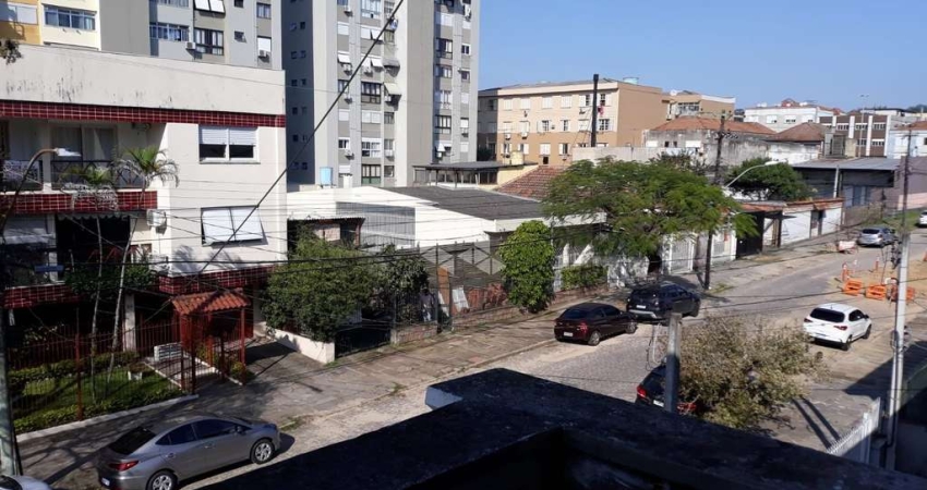 Sala comercial à venda na Avenida Brino, 112, Santa Maria Goretti, Porto Alegre
