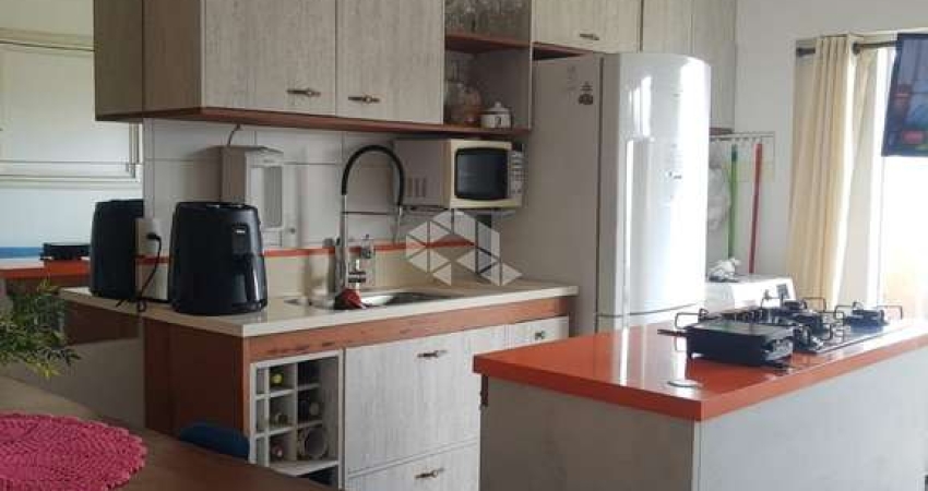 Apartamento com 2 quartos/dormitórios no bairro Serraria, em São José- SC