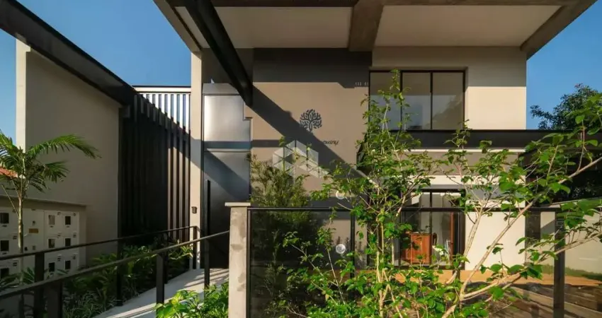 Cobertura dúplex com duas suites a poucos metros das praia do mariscal em bombinhas sc