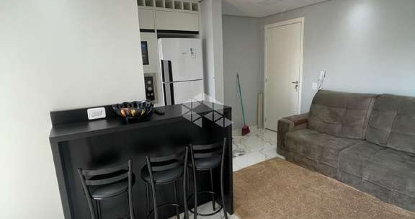Lindo apartamento 2 dormitorios com sacada, mobiliado, fino acabamento, elevador e vaga de garagem coberta!