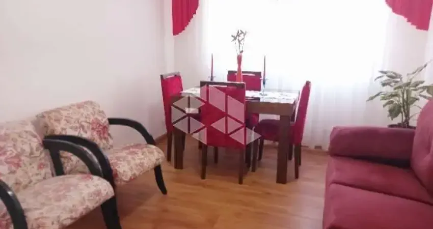 Apartamento semimobiliado com 3 dormitórios, uma suíte, living para dois ambientes,