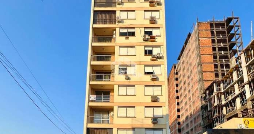 Apartamento Amplo de 2 Dormitórios no Coração da Cidade - Centro