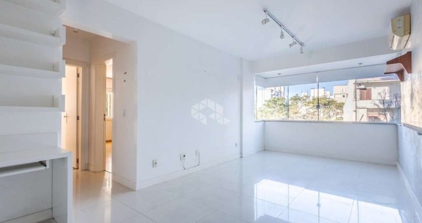 Apartamento 2 dormitórios com 1 suíte com 73m e vaga dupla no Bairro Jardim Botânico