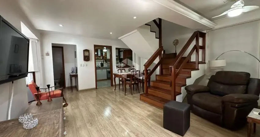 CASA COM 2 QUARTOS E GARAGEM JARDIM ITU À VENDA 126m2