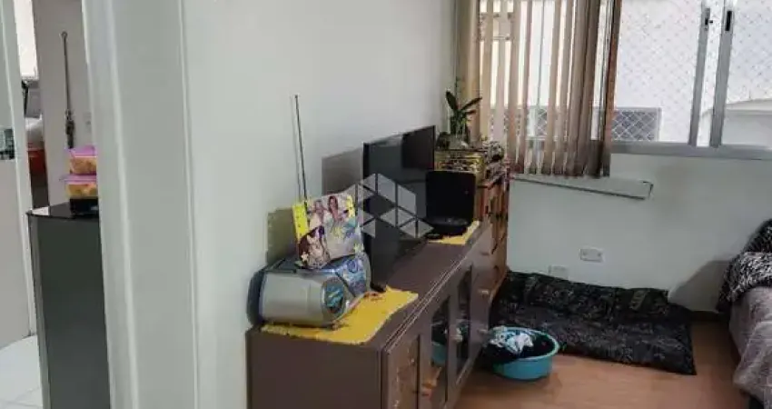 Amplo Apartamento  2 dormitórios, 75m² com vaga no bairro Floresta.