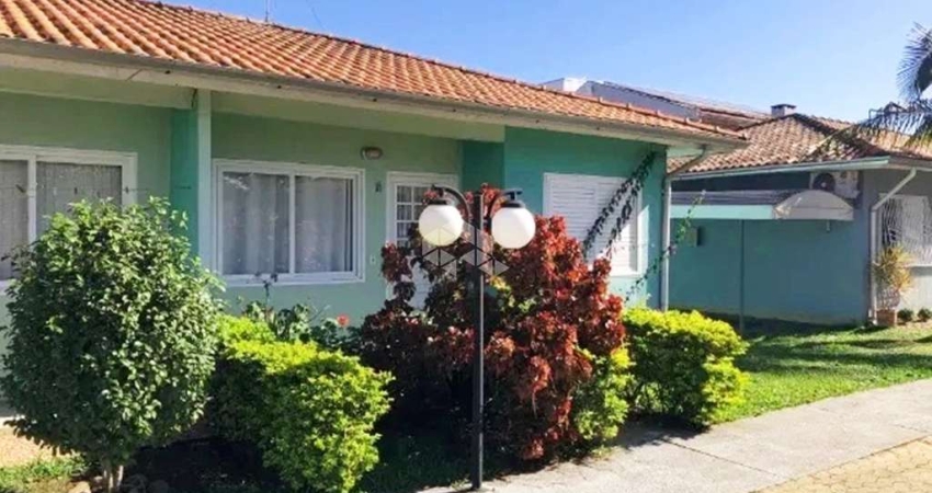 Ótima casa de 02 dormitórios em condomínio fechado/ Esteio