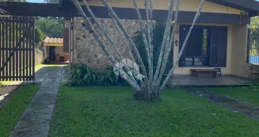 Casa térrea 03 dormitórios em terreno individual e piscina bairro ipanema