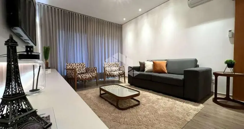 Apartamento, 85m² privativos com 2 dormitórios sendo 1 suíte em condomínio com infraestruturas completas.