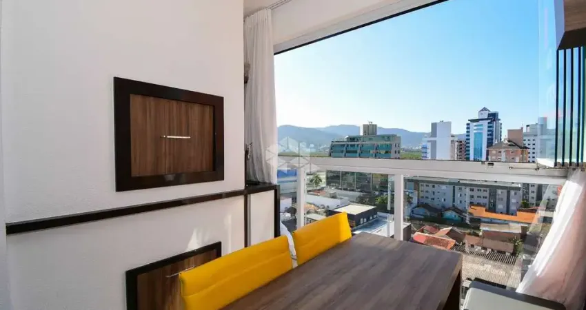 Apartamento 3 quartos sendo 1 suíte com vista parcial para o mar em agronômica florianópolis