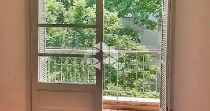 Apartamento 2 dormitórios e vaga no bairro Petrópolis