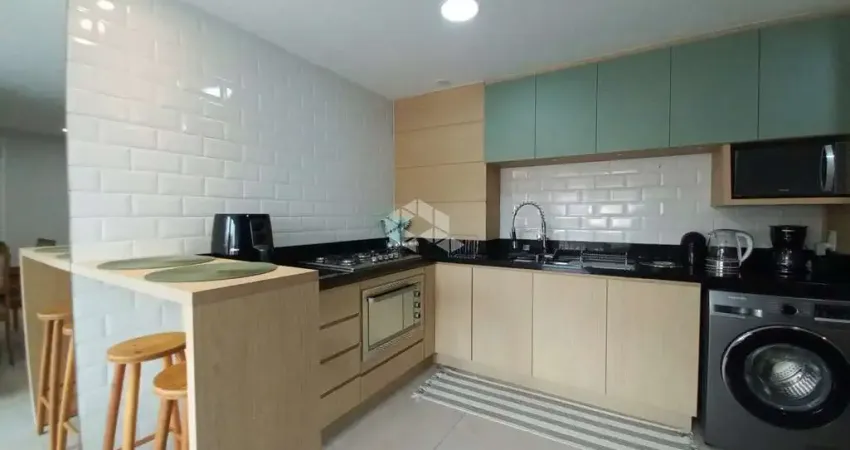 Apartamento de 2 dormitórios, sacada, semimobiliado, elevador, vaga e piscina.  No bairro Primavera em Novo Hamburgo. Aceita Financiamento e FGTS.