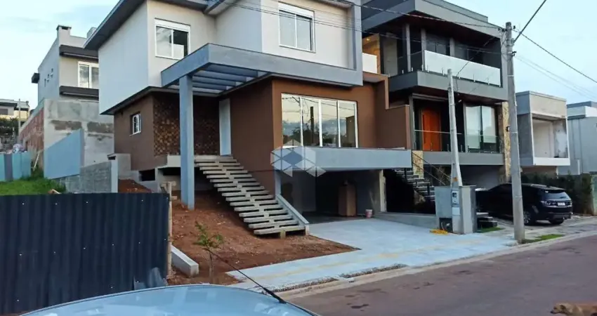 Excelente Casa NOVA no Condomínio de alto padrão 04 dormitórios em Gravataí