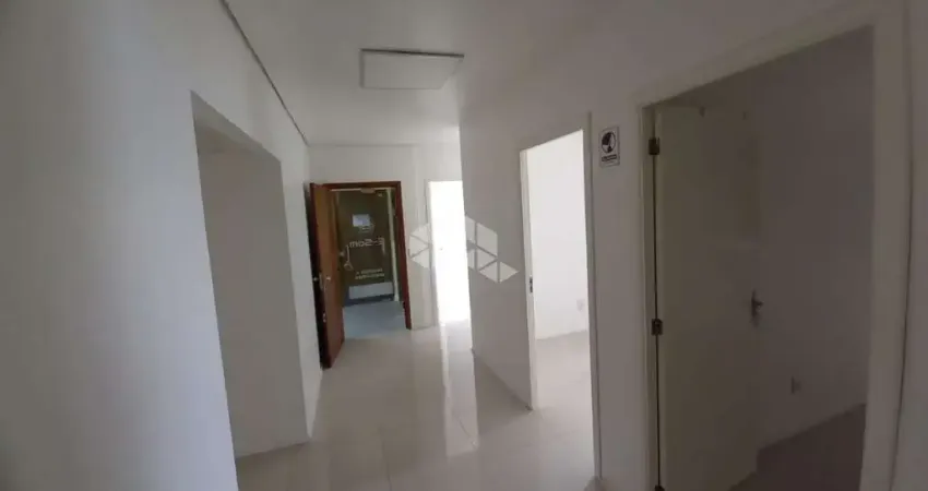 Ótima sala comercial com 2 ambientes, pronta para consultório! Centro poa