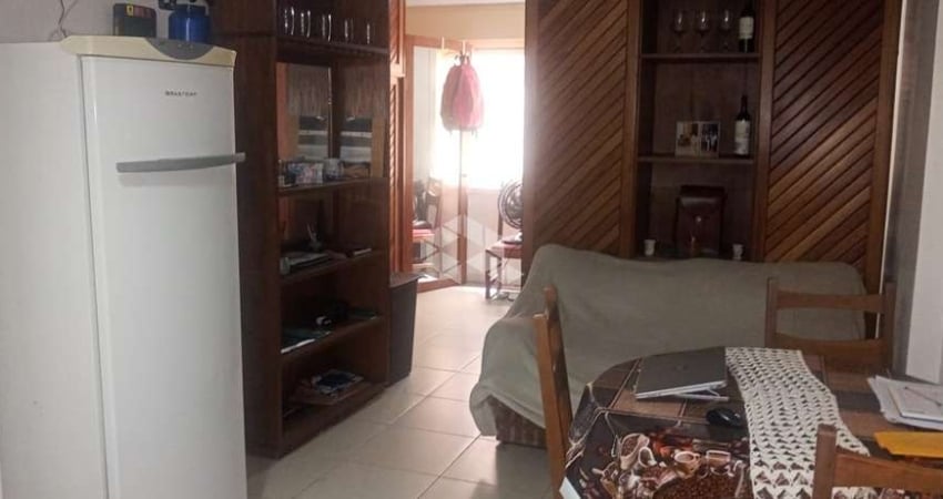 Crédito Real vende com Exclusividade Jk/kitinete na Av Duque de Caxias no Centro Histórico de Porto Alegre-RS.