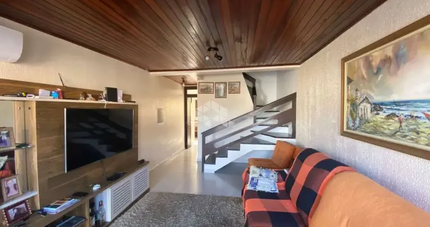 Casa com 3 quartos à venda na Rua Vacaria, 74, Hípica, Porto Alegre