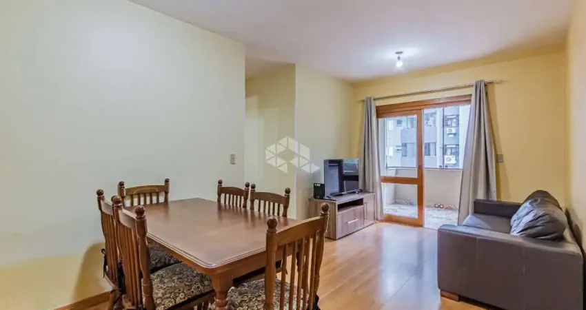 Apartamento com 3 dormitórios e garagem coberta, no bairro camaquã.