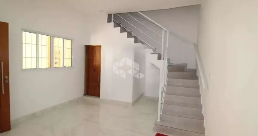 Sobrado à venda  no Imirim com 2 dormitórios e 2 vagas de garagem.