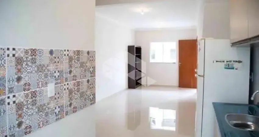 APARTAMENTO TERREO- 2 QUARTOS / SENDO 1 UMA SUÍTE- BAIRRO CAMPECHE- FLORIANÓPOLIS- SC