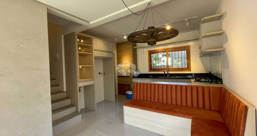 Duplex semimobiliado de 3 dormitórios  no bairro Avenida!