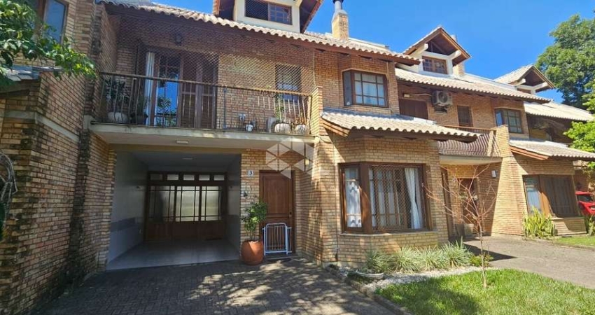 Casa em condomínio: 3 dormitórios 2 vagas - Ipanema, Porto Alegre