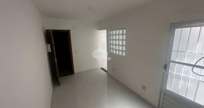 APARTAMENTO ESPAÇOSO COM SUÍTE NO BAIRRO UTINGA, SANTO ANDRÉ
