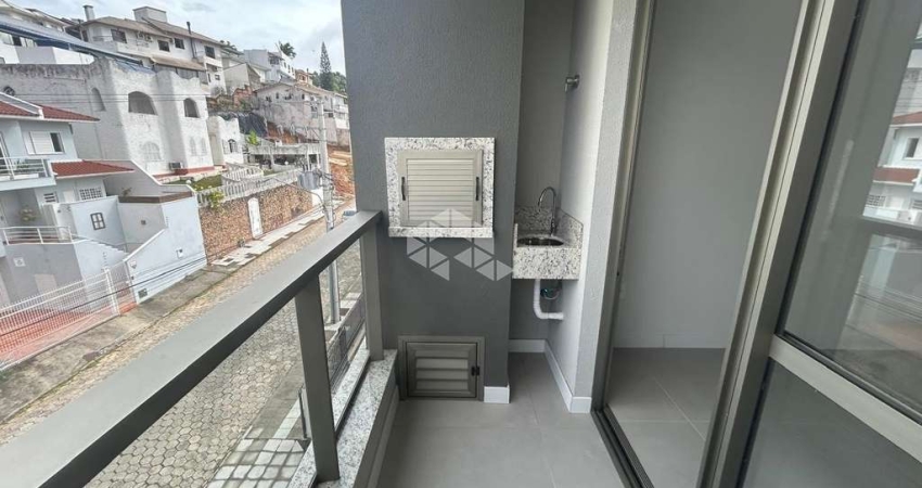APARTAMENTO MODERNO DE 3 QUARTOS SENDO 1 SUÍTE COM 1 VAGA DE GARAGEM E VISTA PANORÂMICA NA CARVOEIRA FLORIANÓPOLIS