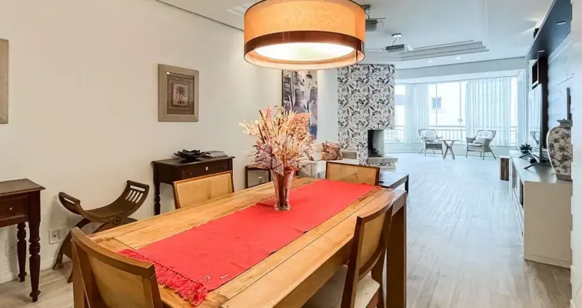 Apartamento  semimobiliado à venda em Jurerê Internacional com 3 quartos