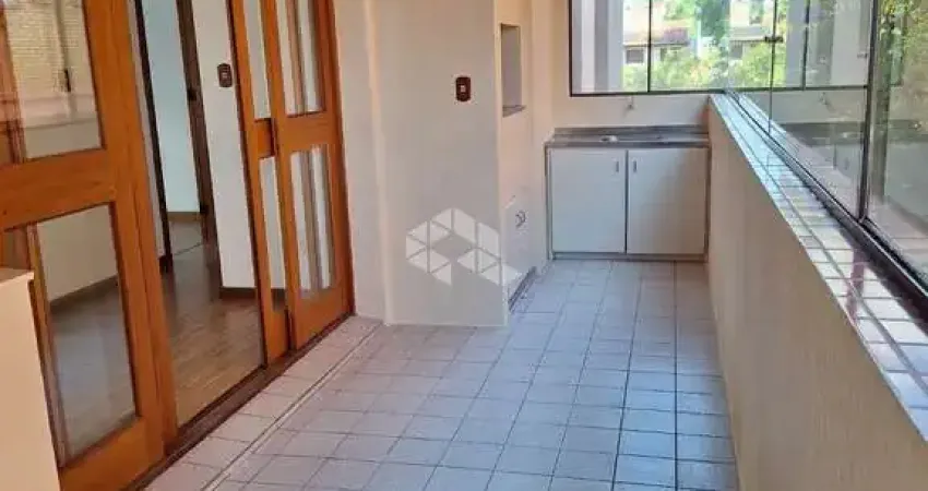 Apartamento à venda 3 quartos, sendo 1 suíte, 1 vaga no bairro Petrópolis -