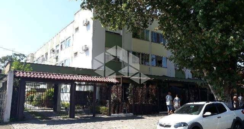 Apartamento no bairro Camaquã em Porto Alegre de 1 dormitório e vaga