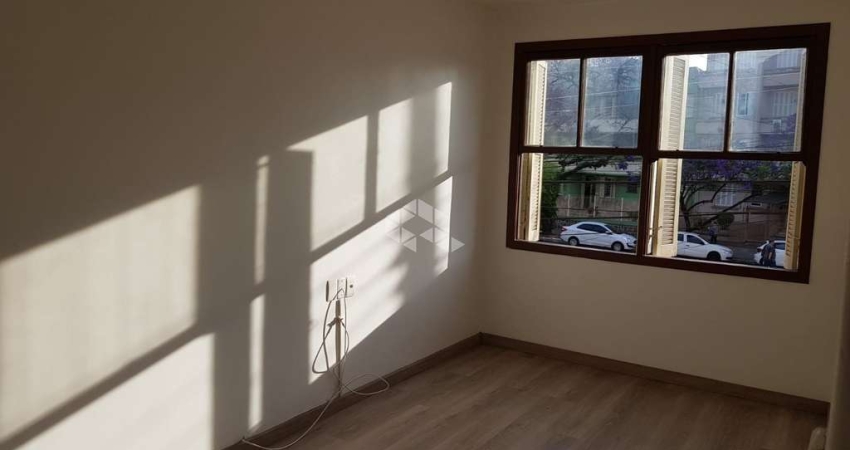 Apartamento, 2 dormitórios, com dependencia, Bairro Farroupilha, Porto Alegre