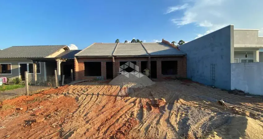 Geminado em construção 2 dormitórios na João Alves