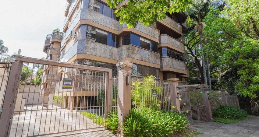 Apartamento de 2 quartos c/lareira e churrasqueira, 2 vagas no bairro Bela Vista