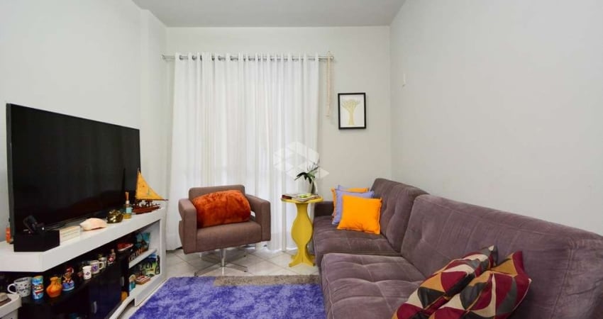APARTAMENTO SEMIMOBILIADO COM 2 QUARTOS E 1 VAGA GARAGEM NO ITACORUBI FLORIANÓPOLIS