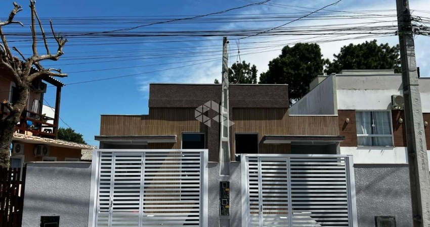 Casa 2 dormitórios em São João do Rio Vermelho, Florianópolis/SC