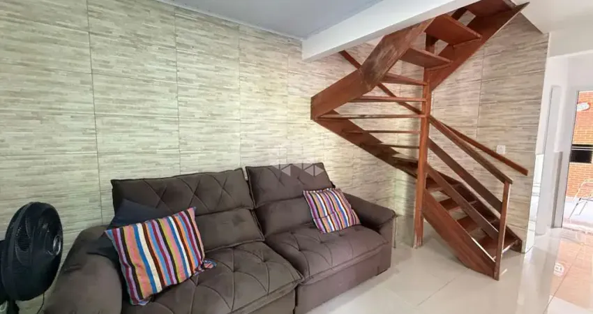 Casa Sobrado de 2 Dormitórios com 1 vaga de Garagem, em Eldorado do Sul.