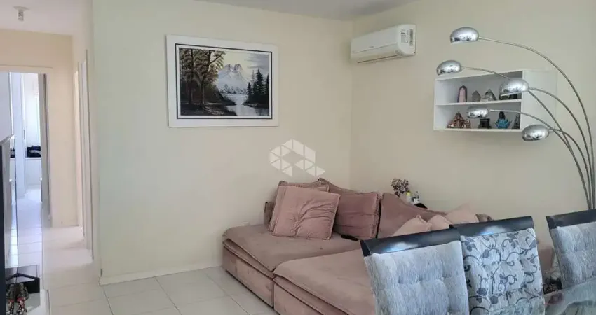 Apartamento com 73m² privativos com 2 dormitorios com 1 suíte, vaga e hobby box