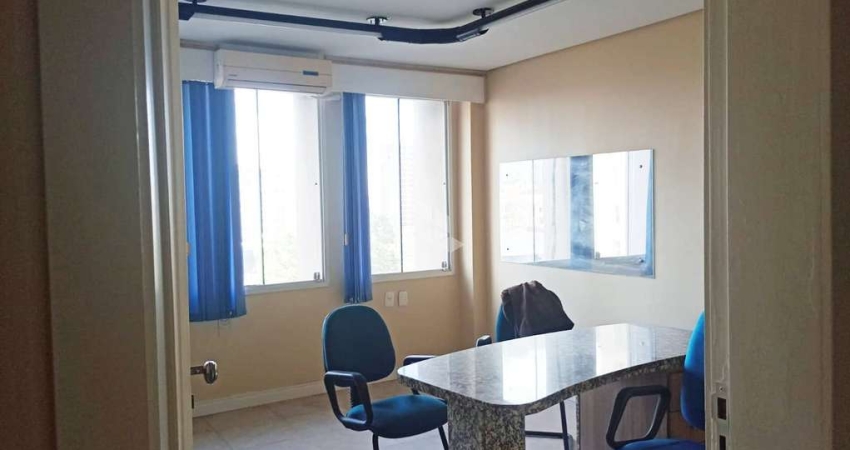 Sala Comercial à Venda no Centro Histórico - Porto Alegre / RS