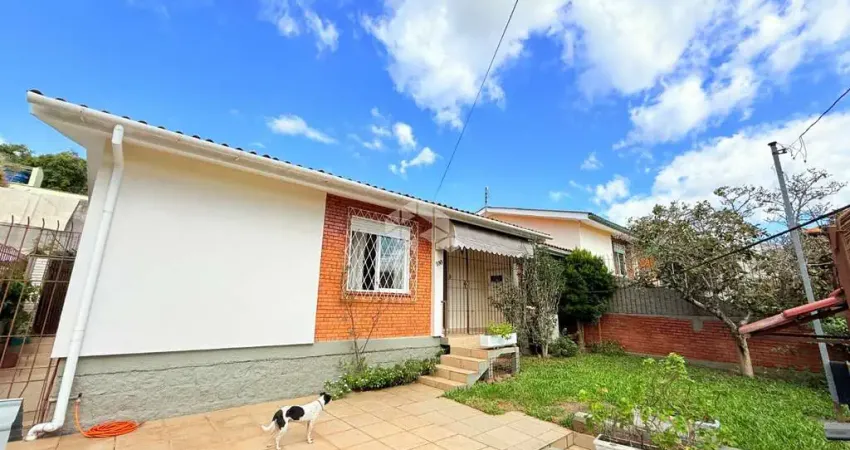 Casa com 3 quartos à venda na Acesso das Palmeiras, 100, Santa Tereza, Porto Alegre